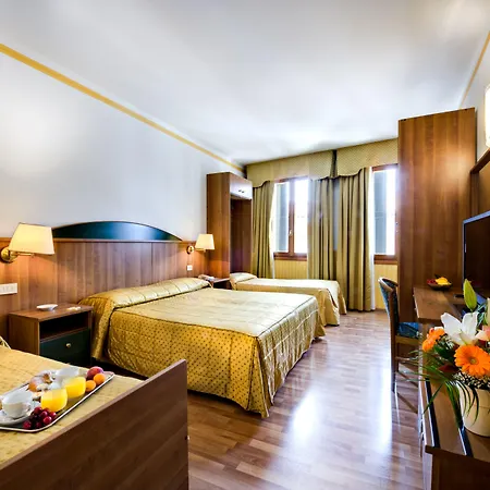 Hotel Vivit ***s
