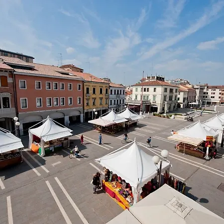 Otel Vivit ***s Mestre