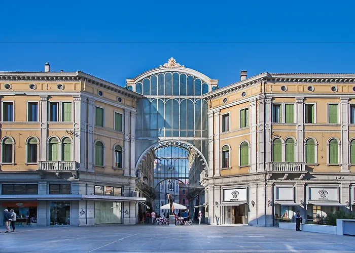 Vivit ***s מסטרה